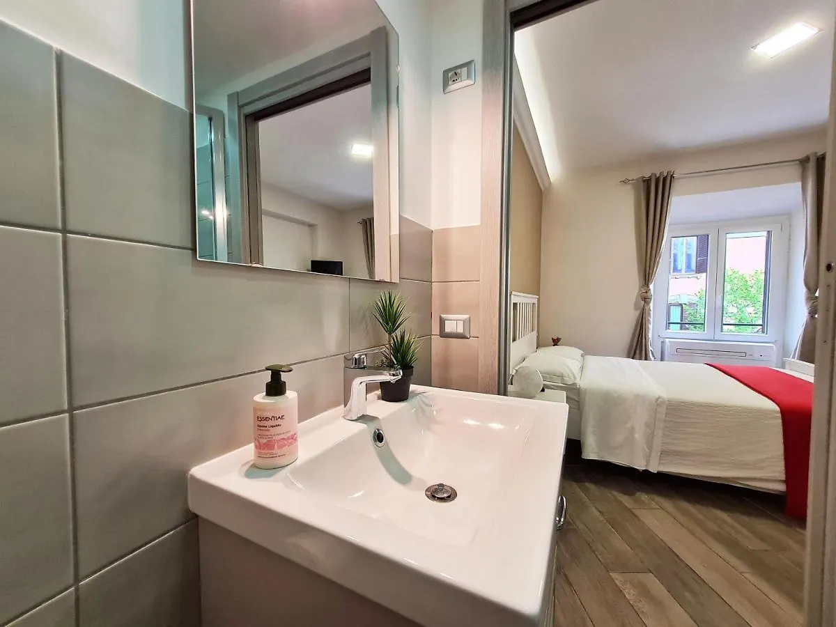 Giulya Guesthouse Roma Affittacamere