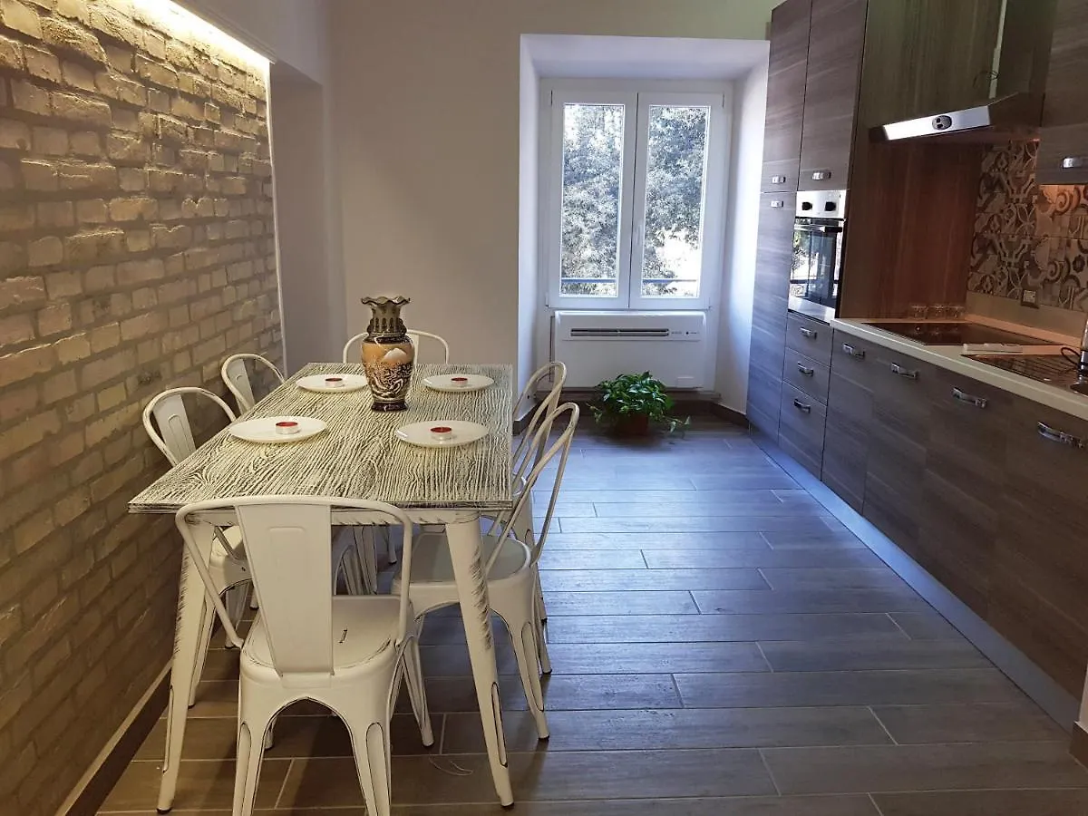 Giulya Guesthouse Roma Italia