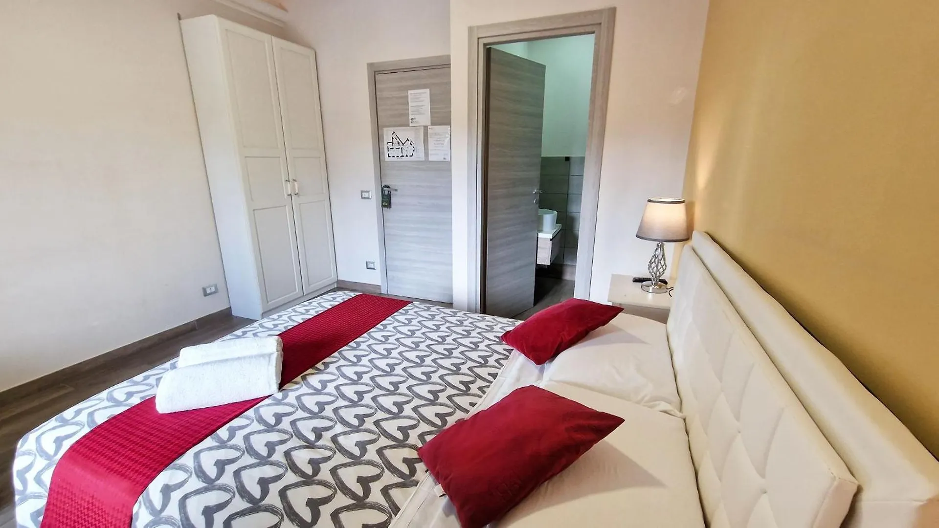 Giulya Guesthouse Rome