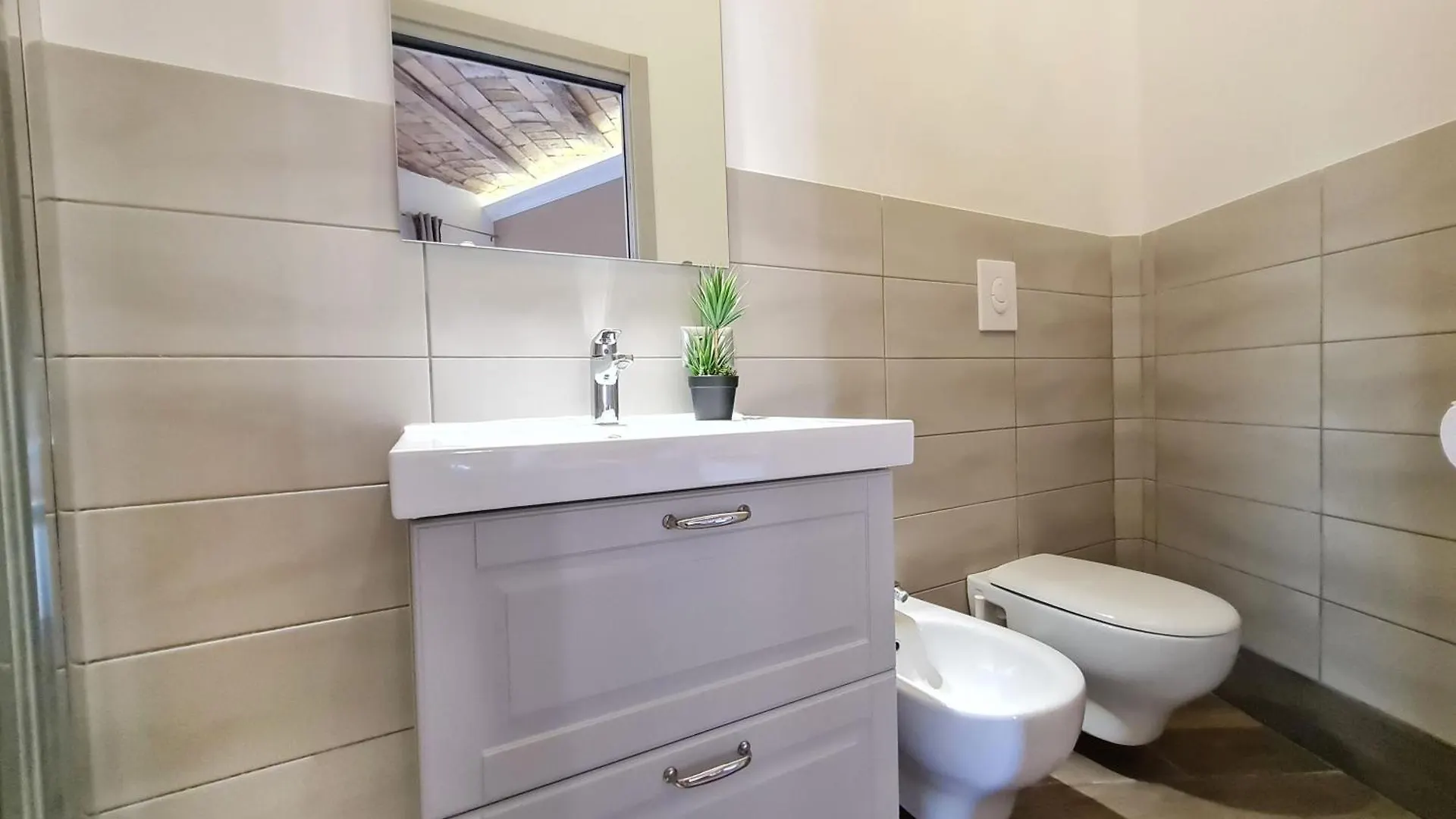 Giulya Guesthouse Rzym Pensjonat