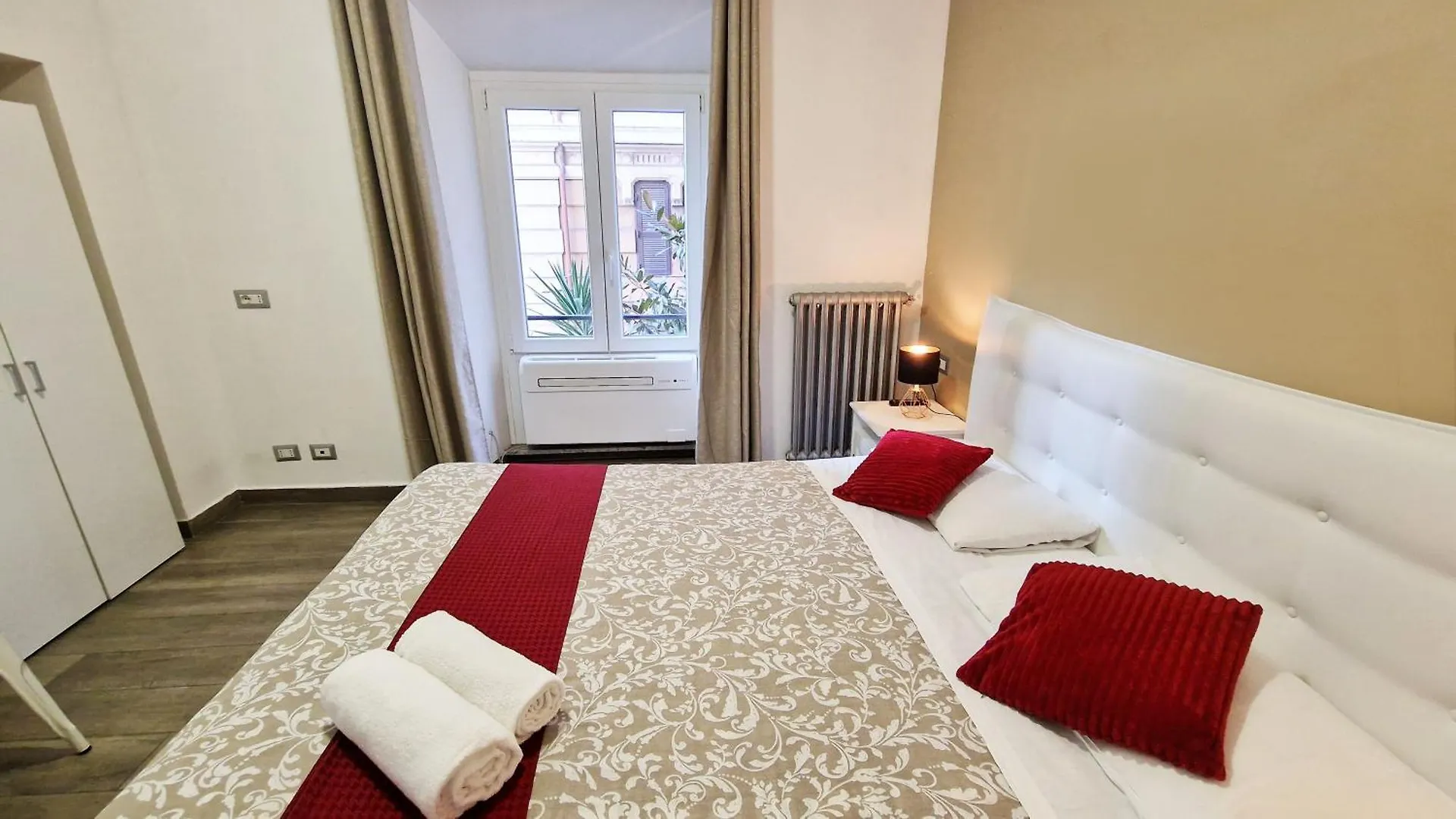 Giulya Guesthouse Rzym 0*,